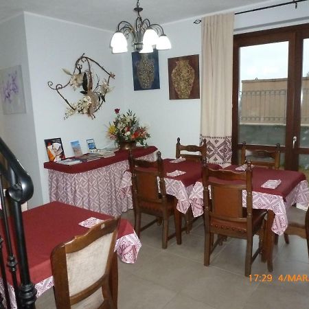 Emozioni D'Estate Acomodação com café da manhã Pula Exterior foto