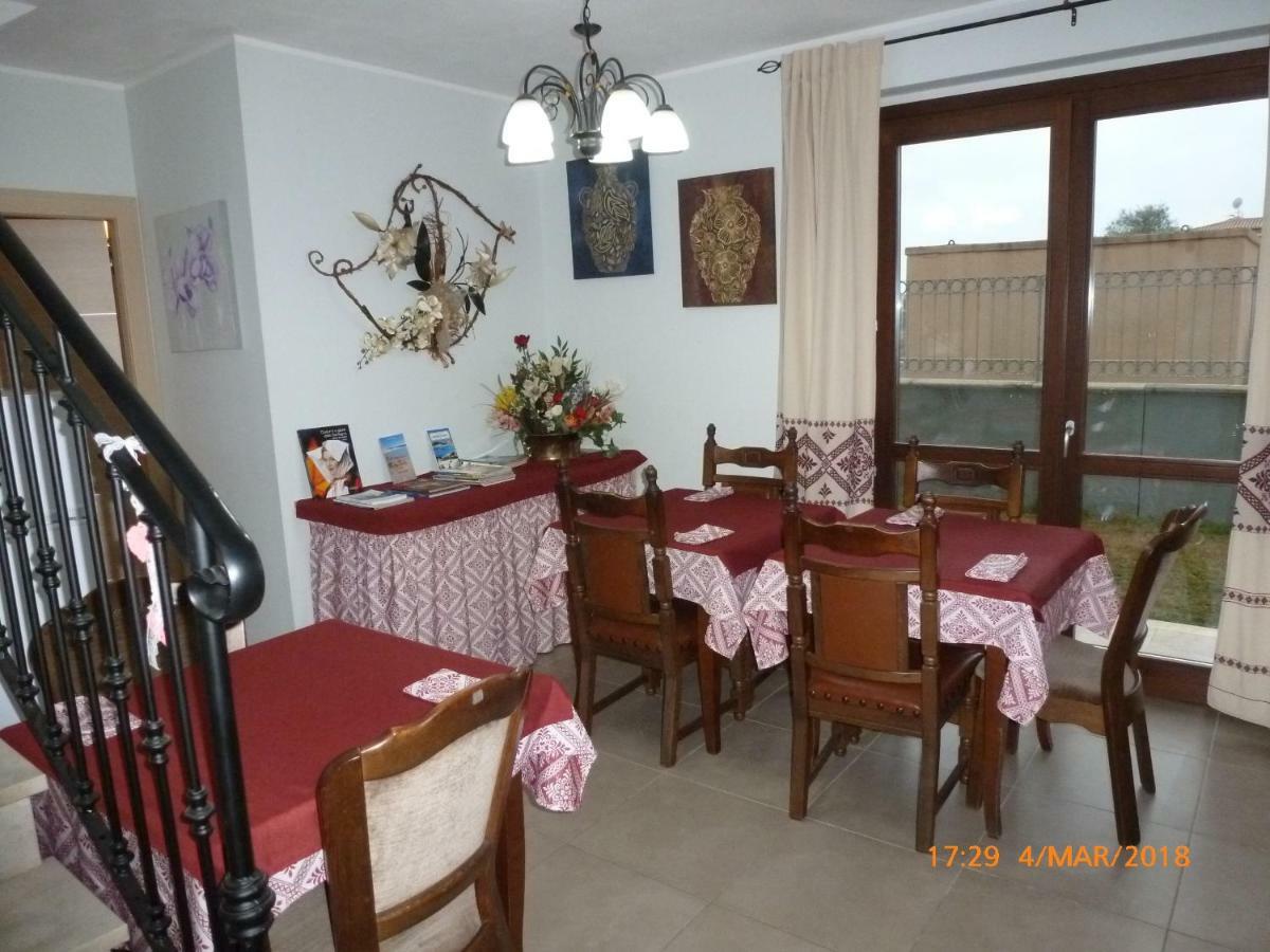 Emozioni D'Estate Acomodação com café da manhã Pula Exterior foto