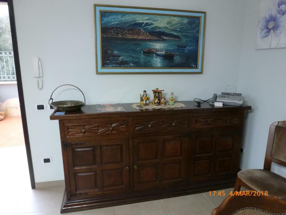 Emozioni D'Estate Acomodação com café da manhã Pula Exterior foto