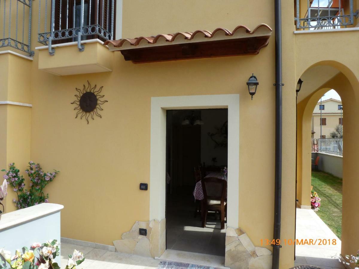 Emozioni D'Estate Acomodação com café da manhã Pula Exterior foto
